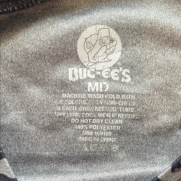 BUC-EE'S Men's Long Sleeve Performance Tee - Black Gray Swirl - Picture 2 of 5